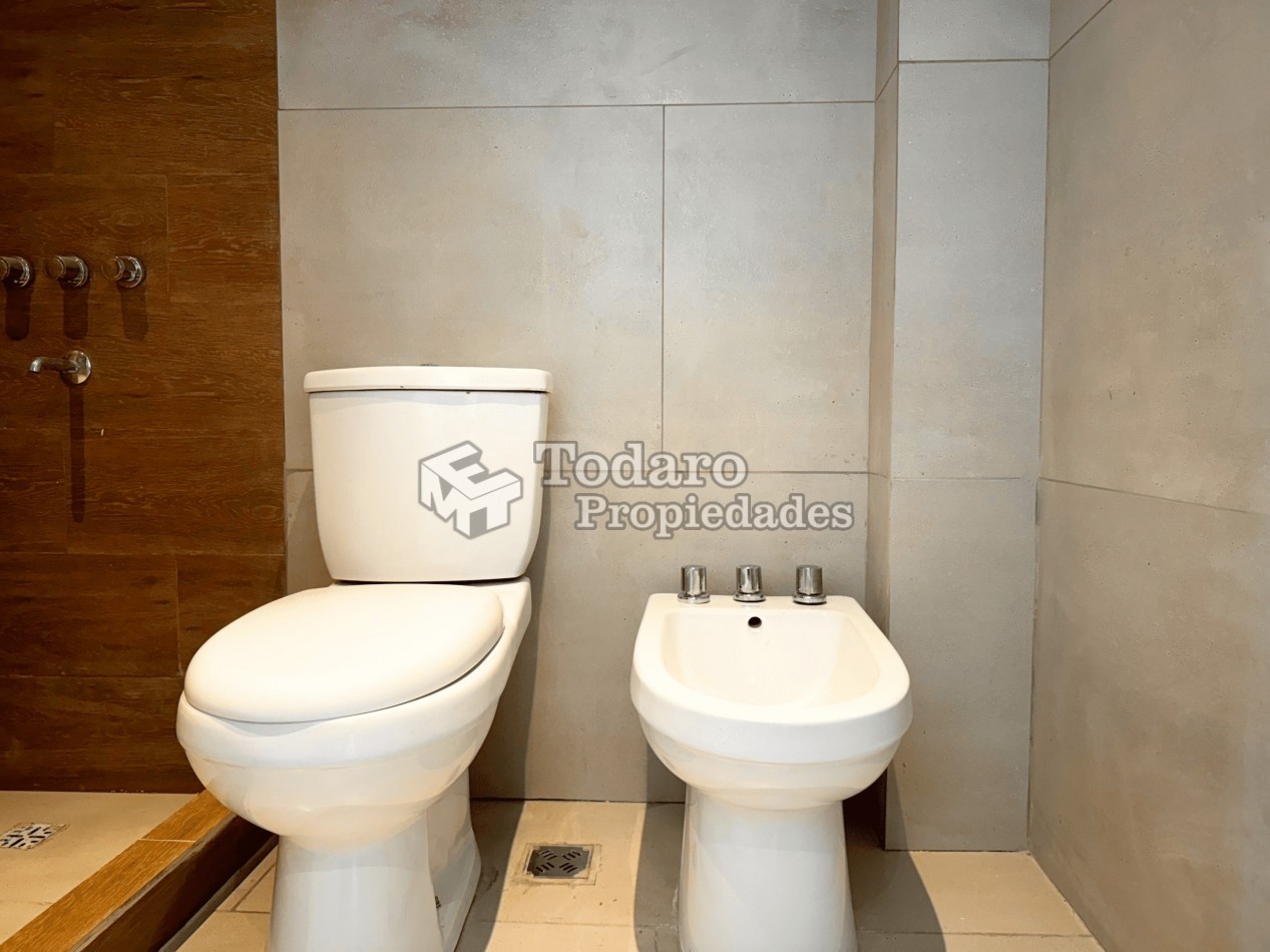 Departamento 2 Ambientes Reciclado a la calle en Venta