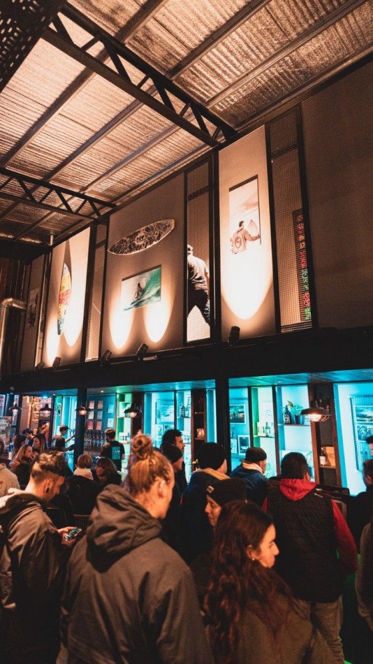 Local comercial en venta frente al Faro