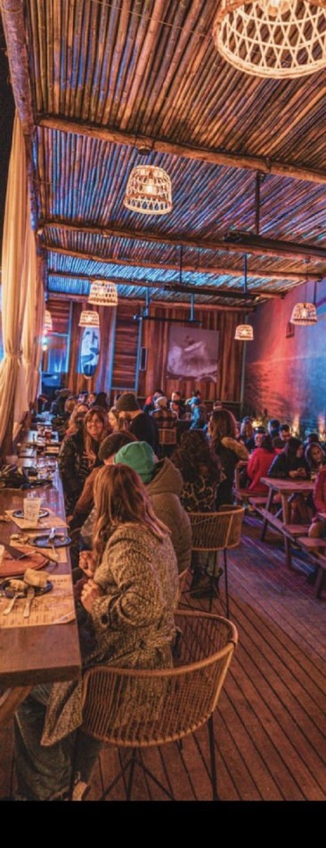 Local comercial en venta frente al Faro