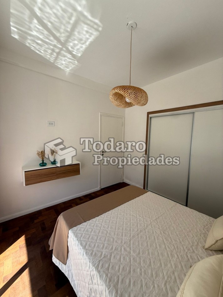 Excelente departamento 3 ambientes reciclado luminoso y con balcon