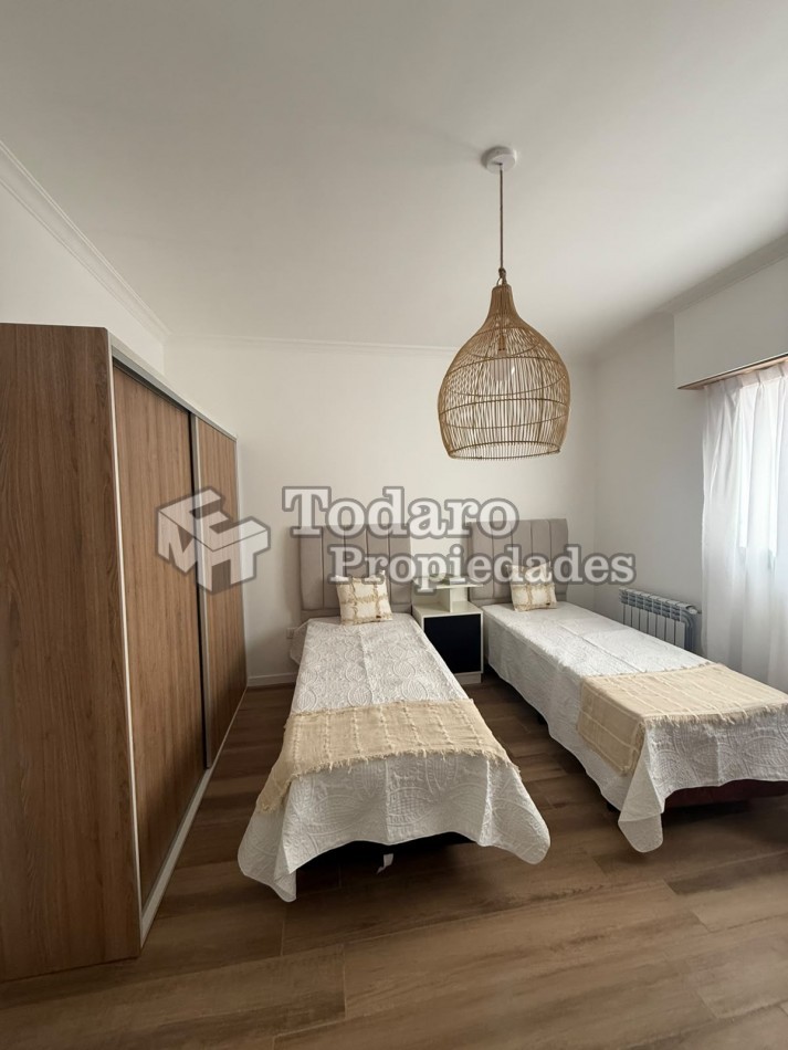 Chalet en PH de 4 ambientes en la Perla Norte