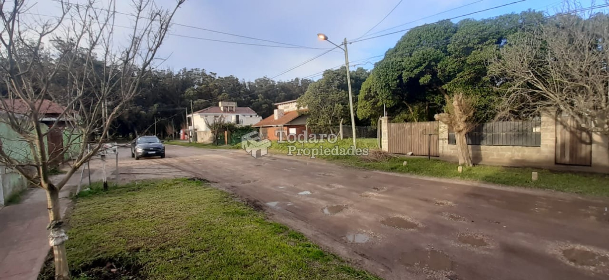 Lote en venta zona Parque Camet