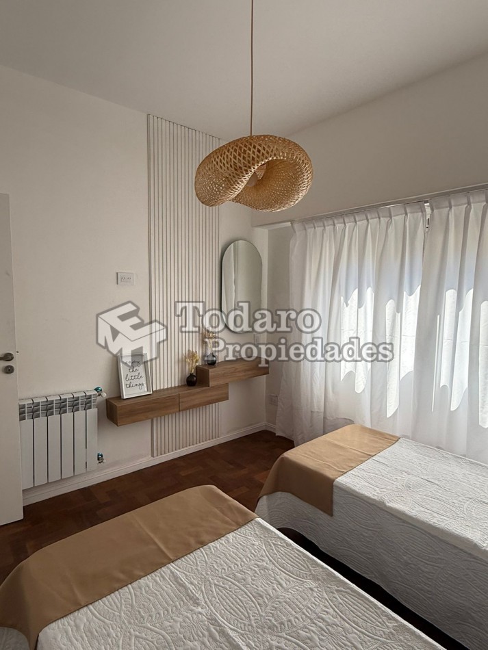 Excelente departamento 3 ambientes reciclado luminoso y con balcon