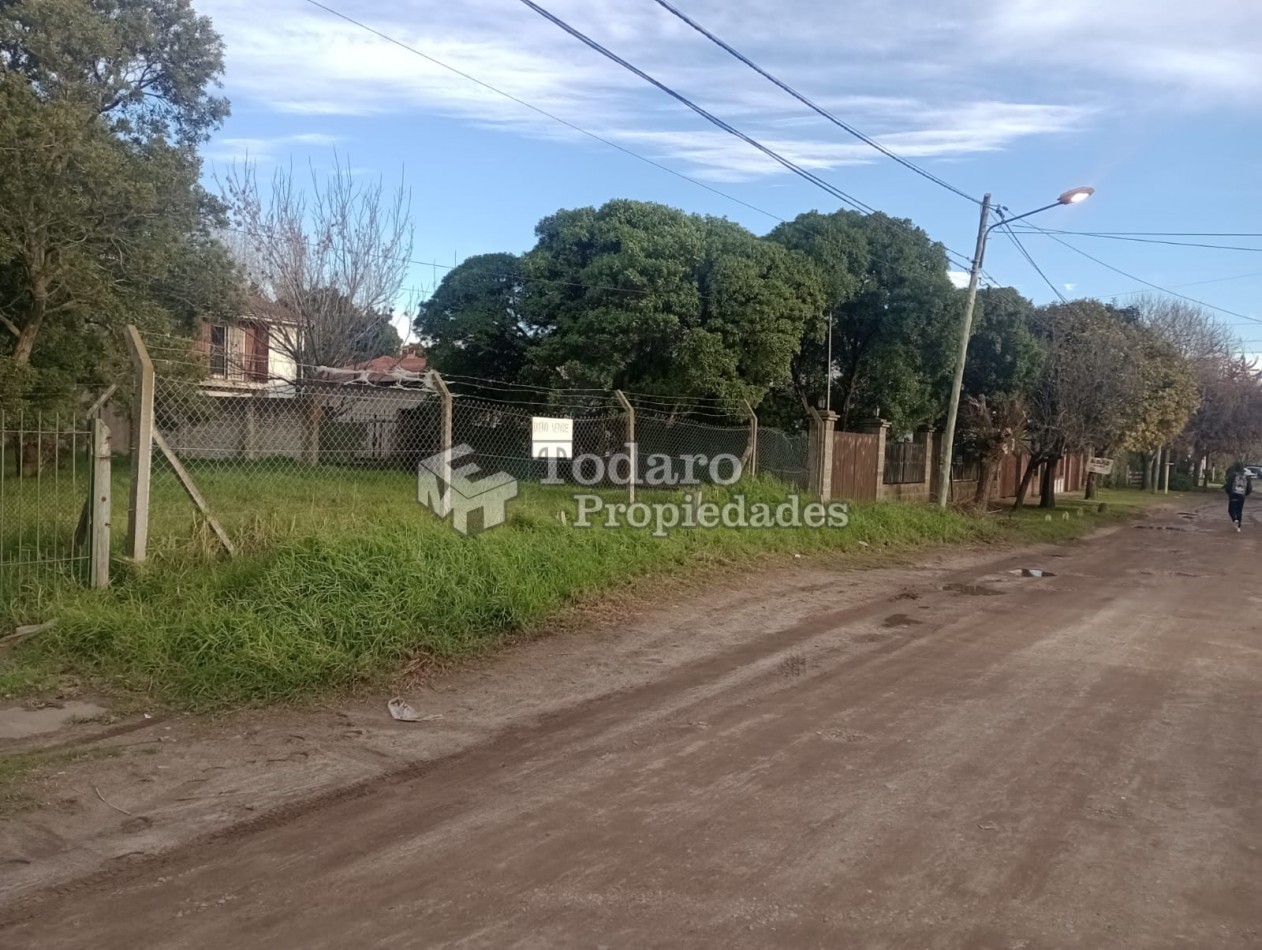 Lote en venta zona Parque Camet