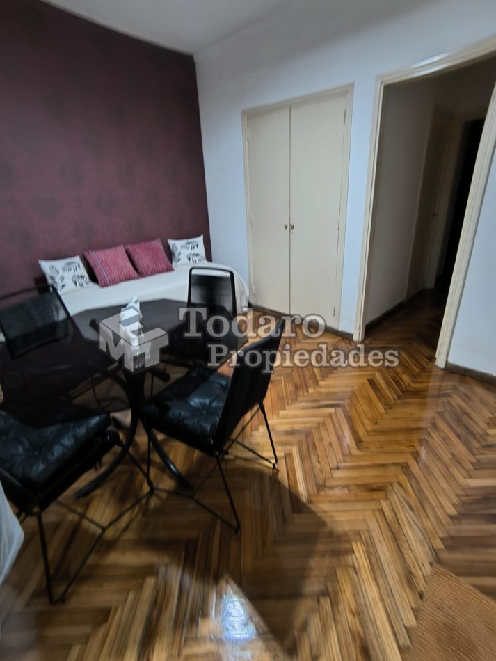Venta dos ambientes zona Plaza Colon