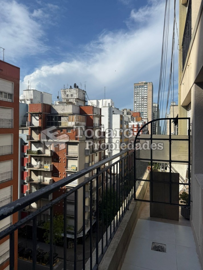 Venta departamento un ambiente. Zona centro, a metros del ma
