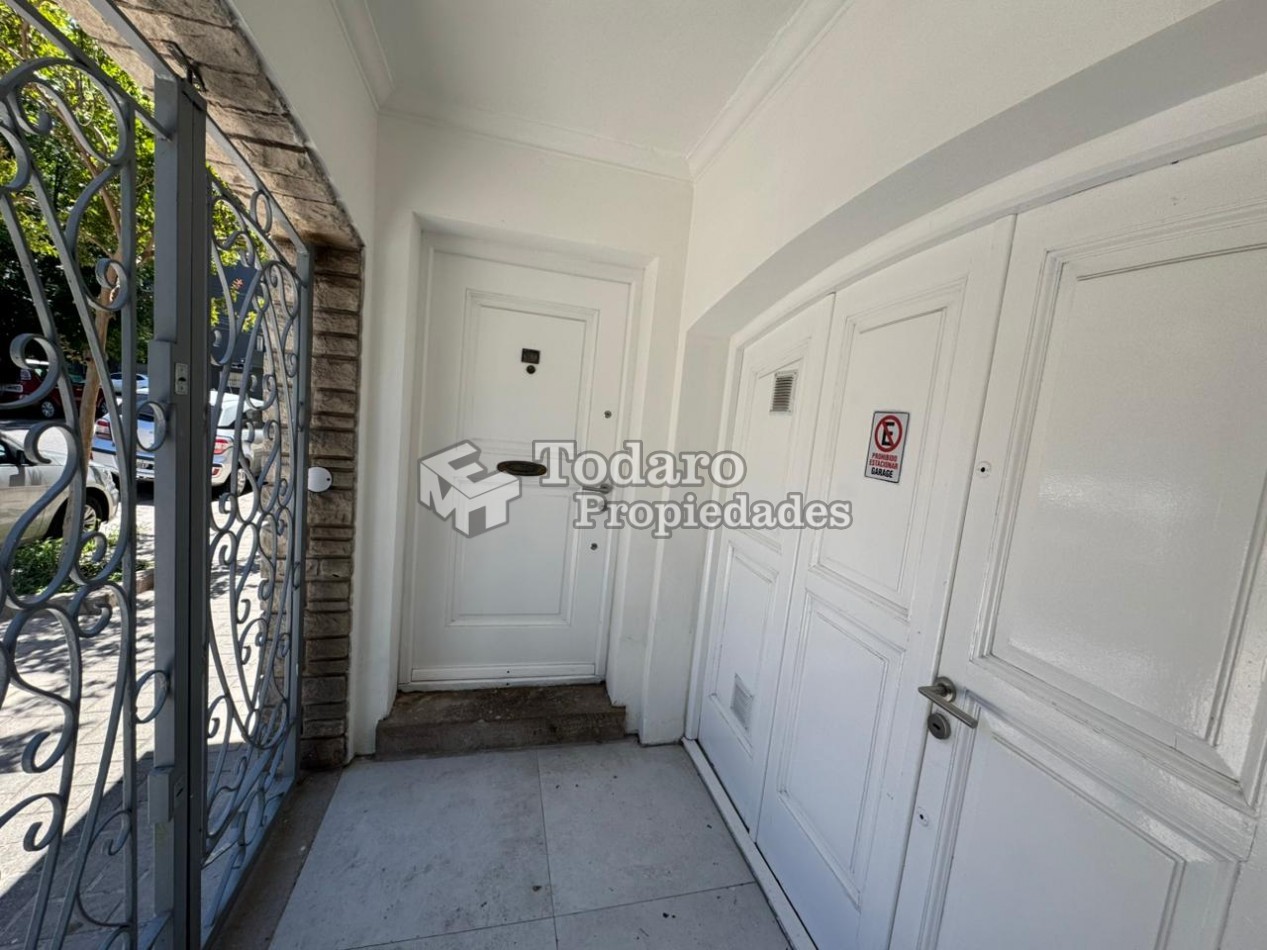 Chalet en PH 4 ambientes , en excelente zona Paseo Aldrey