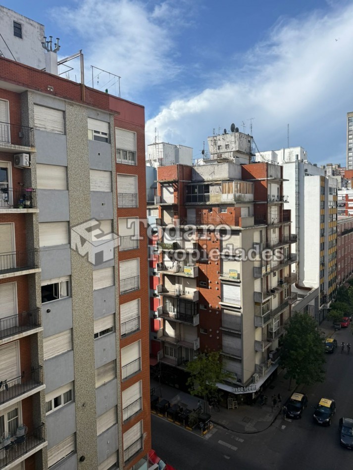 Venta departamento un ambiente. Zona centro, a metros del ma