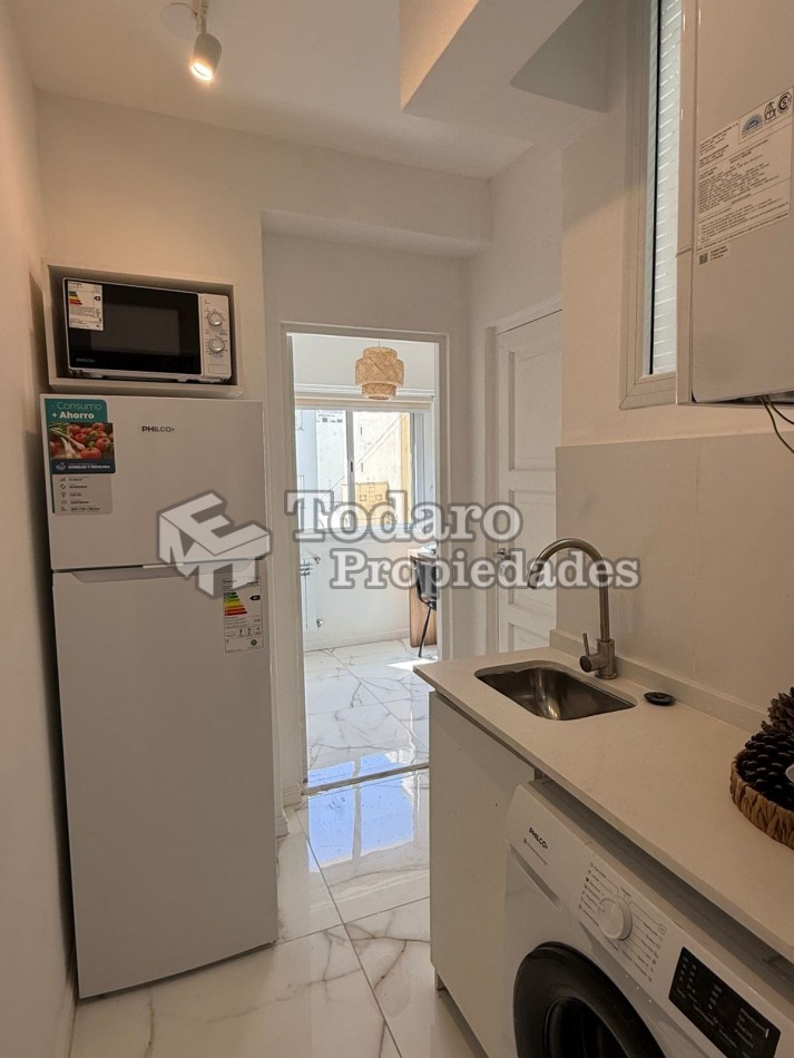 Excelente departamento 3 ambientes reciclado luminoso y con balcon
