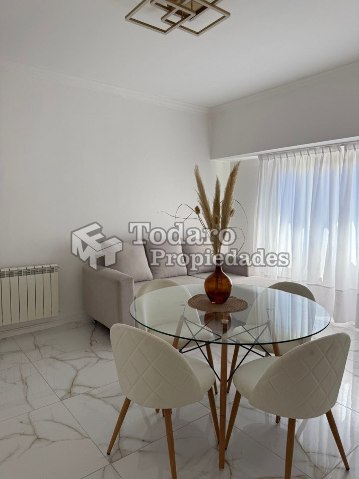 Excelente departamento 3 ambientes reciclado luminoso y con balcon
