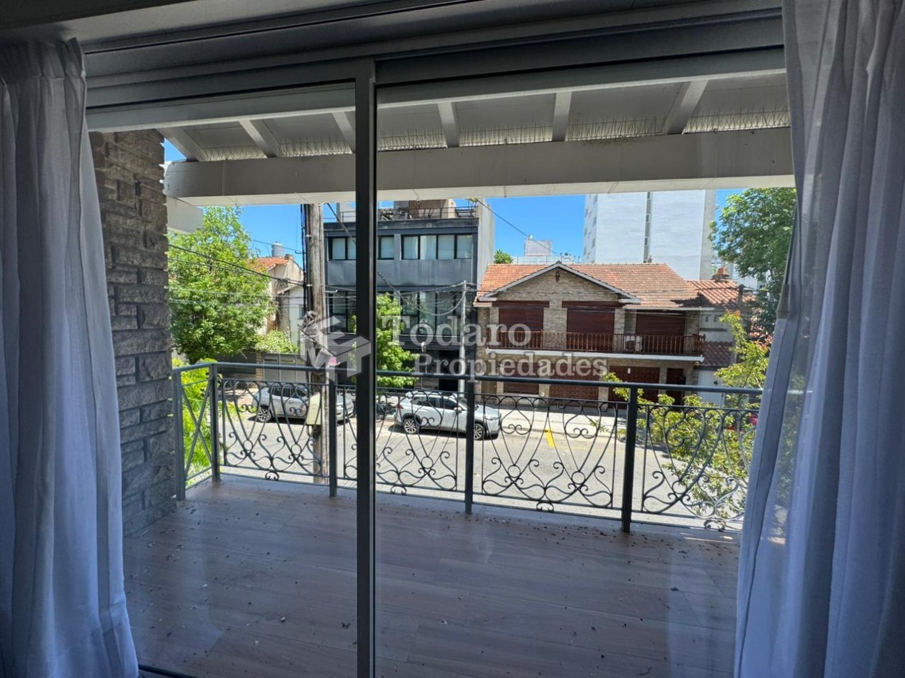 Chalet en PH 4 ambientes , en excelente zona Paseo Aldrey