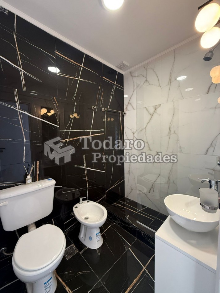Excelente departamento 3 ambientes reciclado luminoso y con balcon