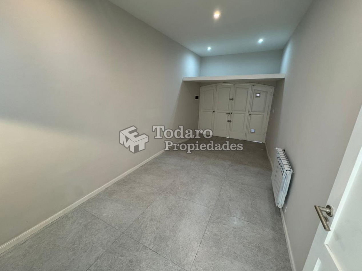 Chalet en PH 4 ambientes , en excelente zona Paseo Aldrey