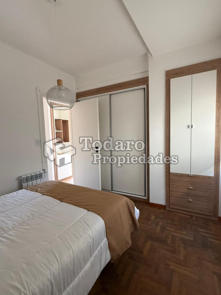 3 Ambientes c/dep a la calle con balcon terraza