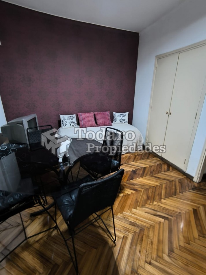 Venta dos ambientes zona Plaza Colon