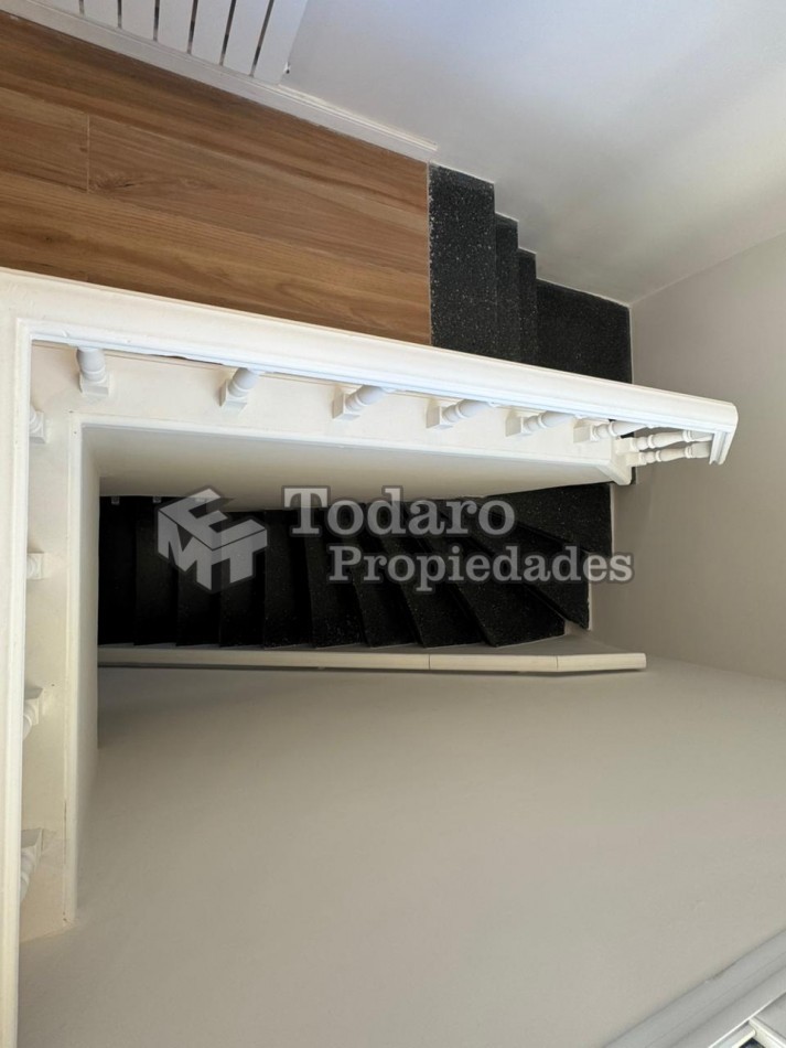 Chalet en PH 4 ambientes , en excelente zona Paseo Aldrey