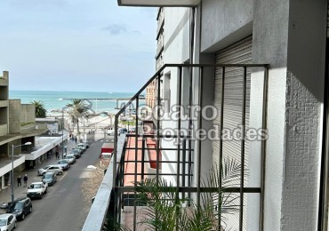 2 AMBIENTE Al FRENTE CON BALCON VISTA LATERAL Al MAR   A 100 mts DE LA PLAYA